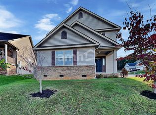 826 Lightfoot Way, Knoxville, TN 37923