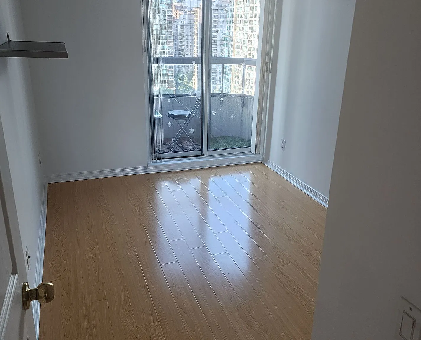 2 bed, $3,000 — Photo 4