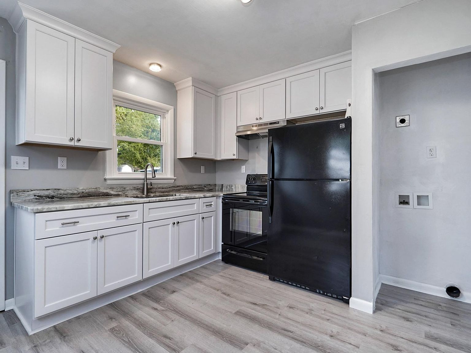 258 W Government Ave APT B, Norfolk, VA 23503 | Zillow