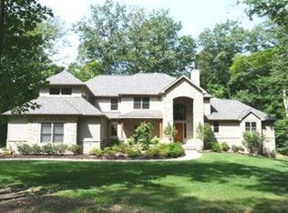 1000 Cascades Dr, Aurora, OH 44202
