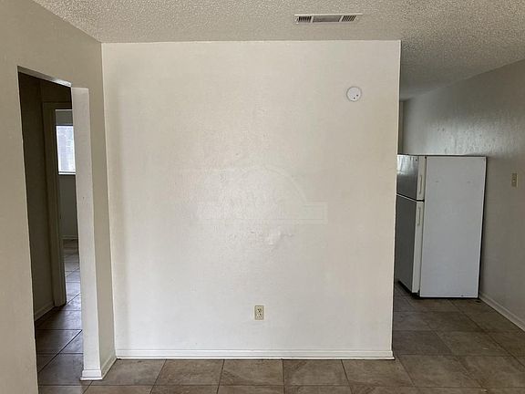 4th image of 1504 Indian Trl APT B