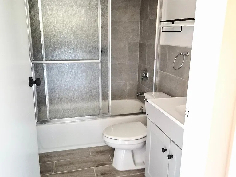 BRAND NEW BATHROOM