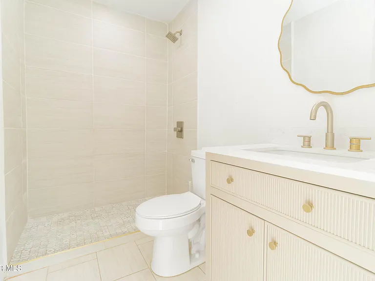 916 S Tays St #4 — Photo 15
