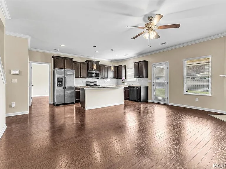 9348 Turnberry Park Dr — Photo 23