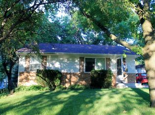 3133 Huxley Ln SW, Cedar Rapids, IA 52404