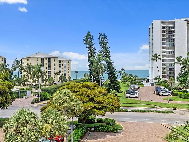 3500 Gulf Shore Blvd N #408 — Photo 20