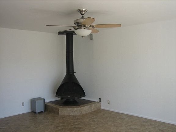5th image of 1113 S SPUR Street