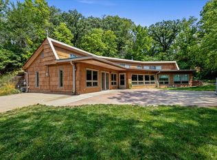 329 Prospect St, Council Bluffs, IA 51503