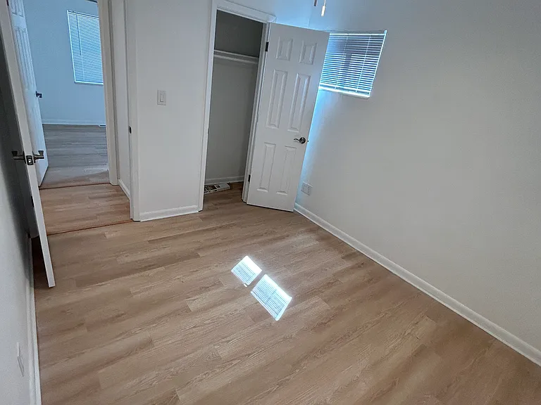 904 Ridge Dr — Photo 5