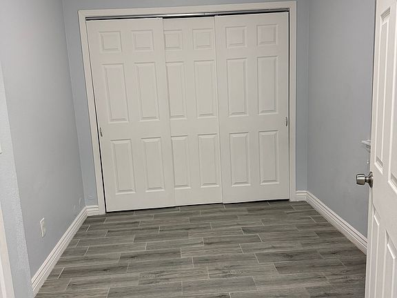 4th image of 2263 S Buckley Rd APT 101
