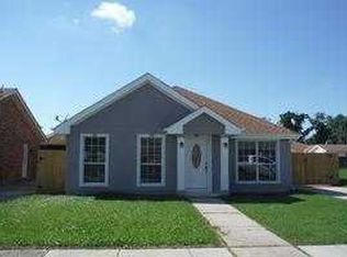 3100 Oak Dr, Violet, LA 70092