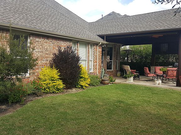 3rd image of 8705 Falcon Crest Dr