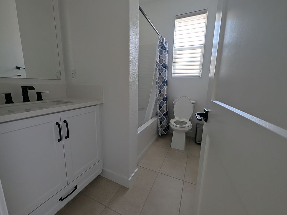 1st image of 18293 Matilija Way