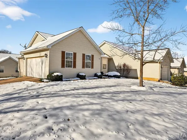 115 Fort Dodge Dr, Wright City, MO 63390