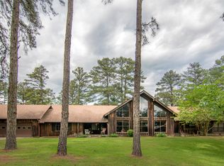 180 S Oak St, Kilgore, TX 75662