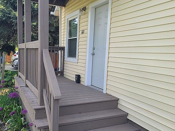 2nd image of 668 S Lincoln Ave