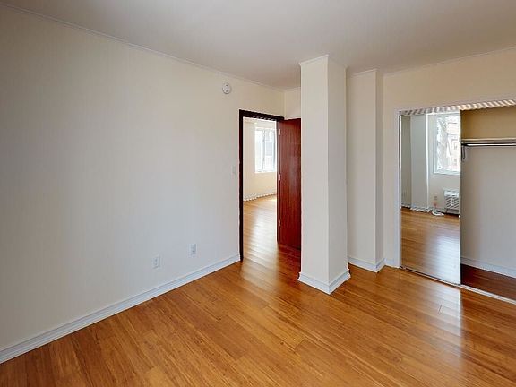4th image of 82-76 116th St #202