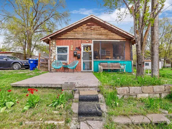 312 N Cedar St, Jerome, ID 83338
