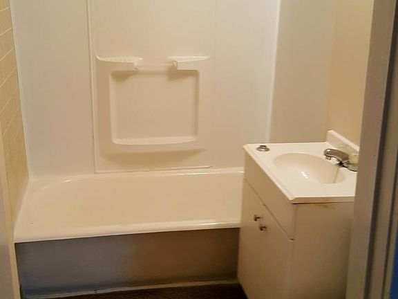5 - Bathroom