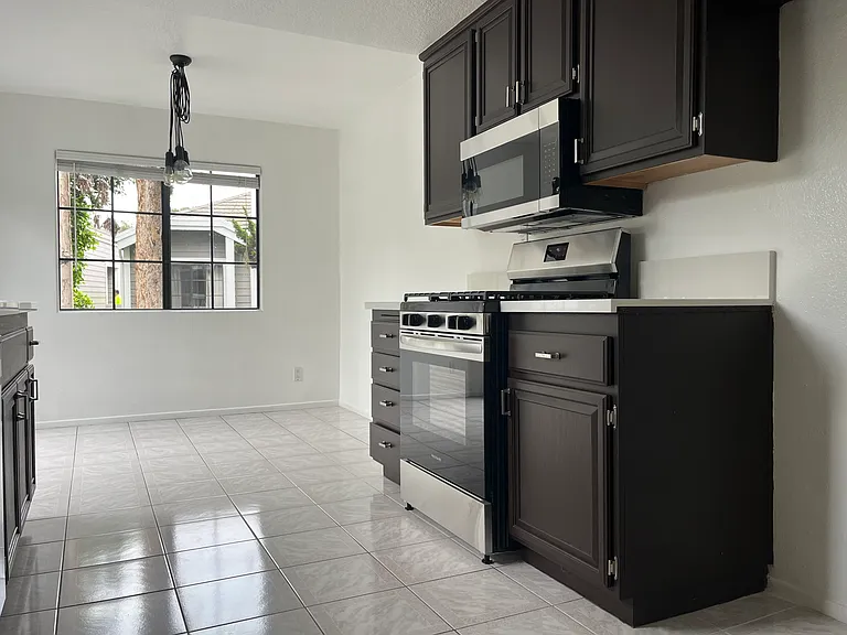 20322 Portview Cir #202 — Photo 7
