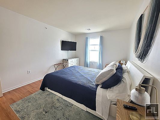 4th image of 6908 Catamaran Way Floor 1