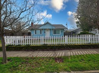 723 W 2nd St, Medford, OR 97501
