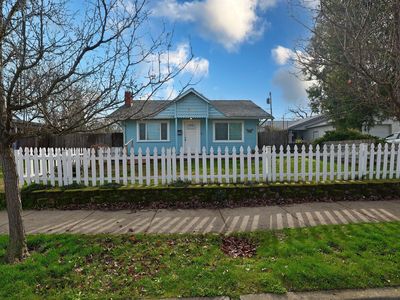 723 W 2nd St, Medford, OR, 97501