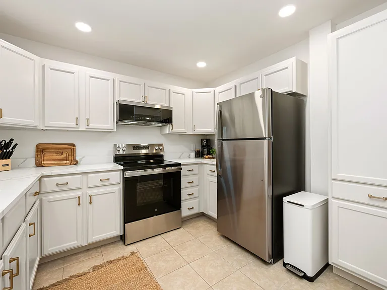 1020 Rolland Moore Dr #2D — Photo 6