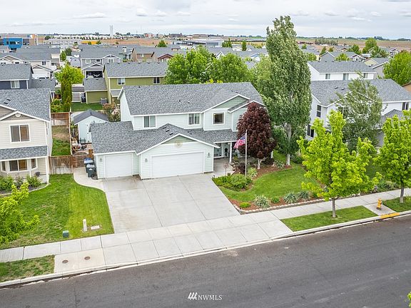 3rd image of 2009 Leanne Ave