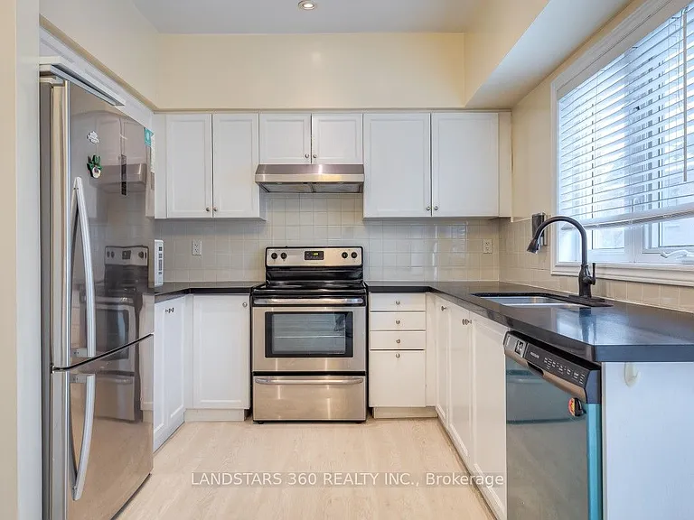 9133 Bayview Ave #69 — Photo 13
