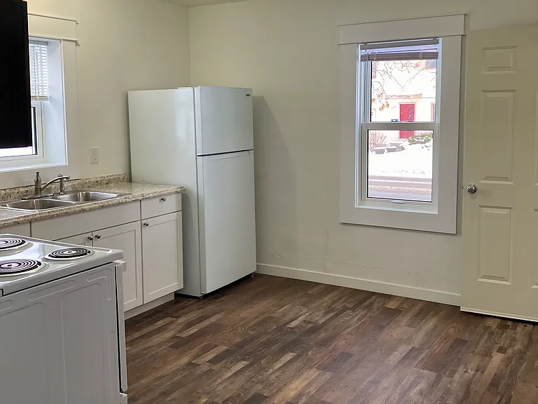 503 Cook Ave — Photo 8