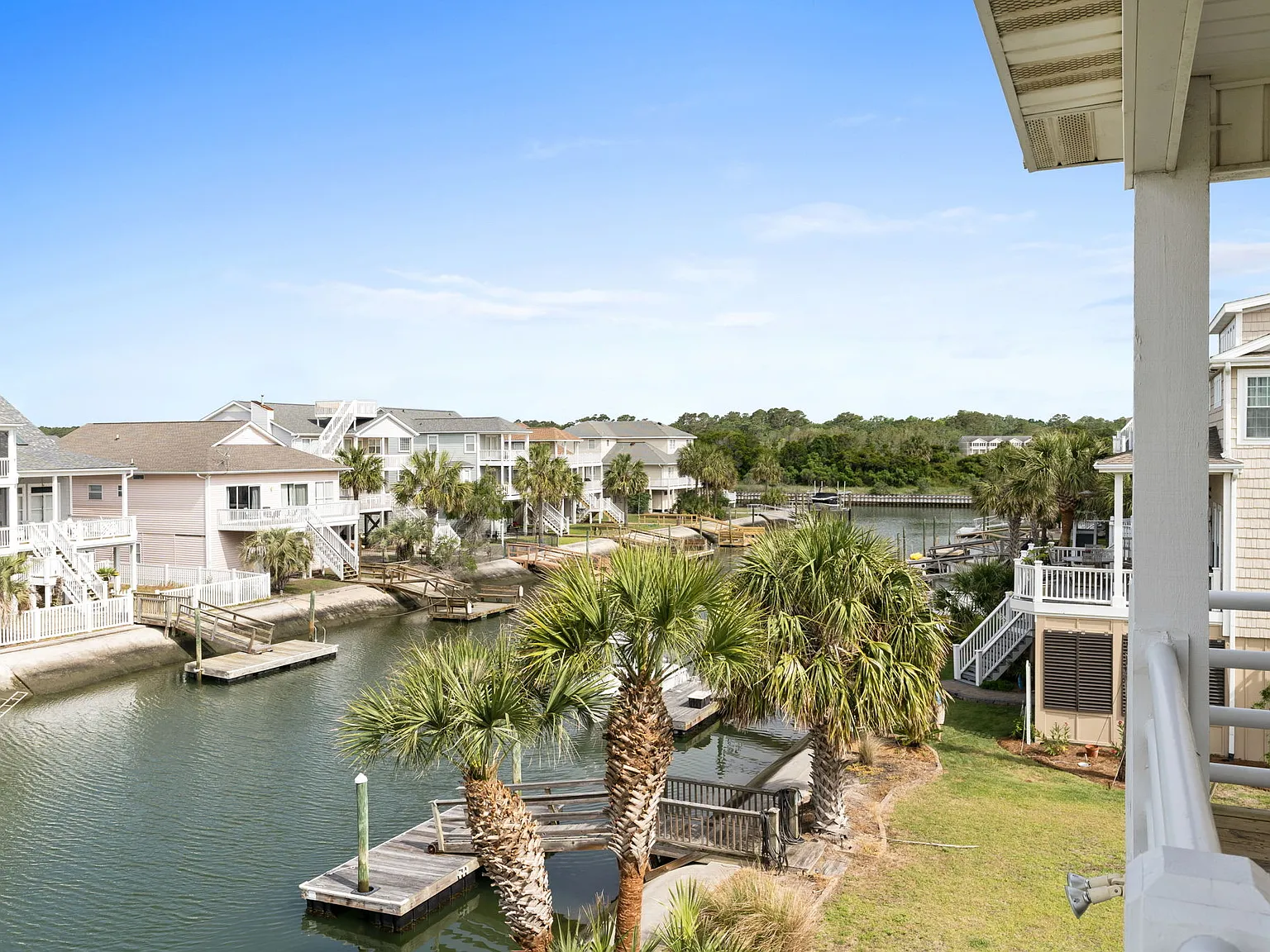 5 bed, 2250 sqft, $3,750 — Photo 3