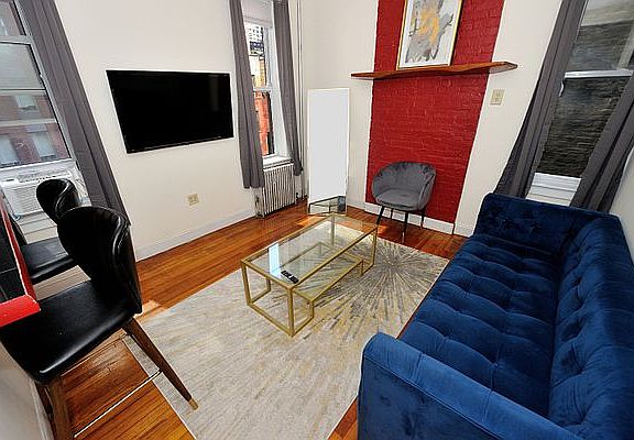 3rd image of 300 E 92nd St APT 3A