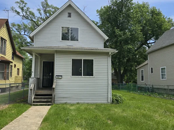 15213 Turlington Ave, Harvey, IL 60426