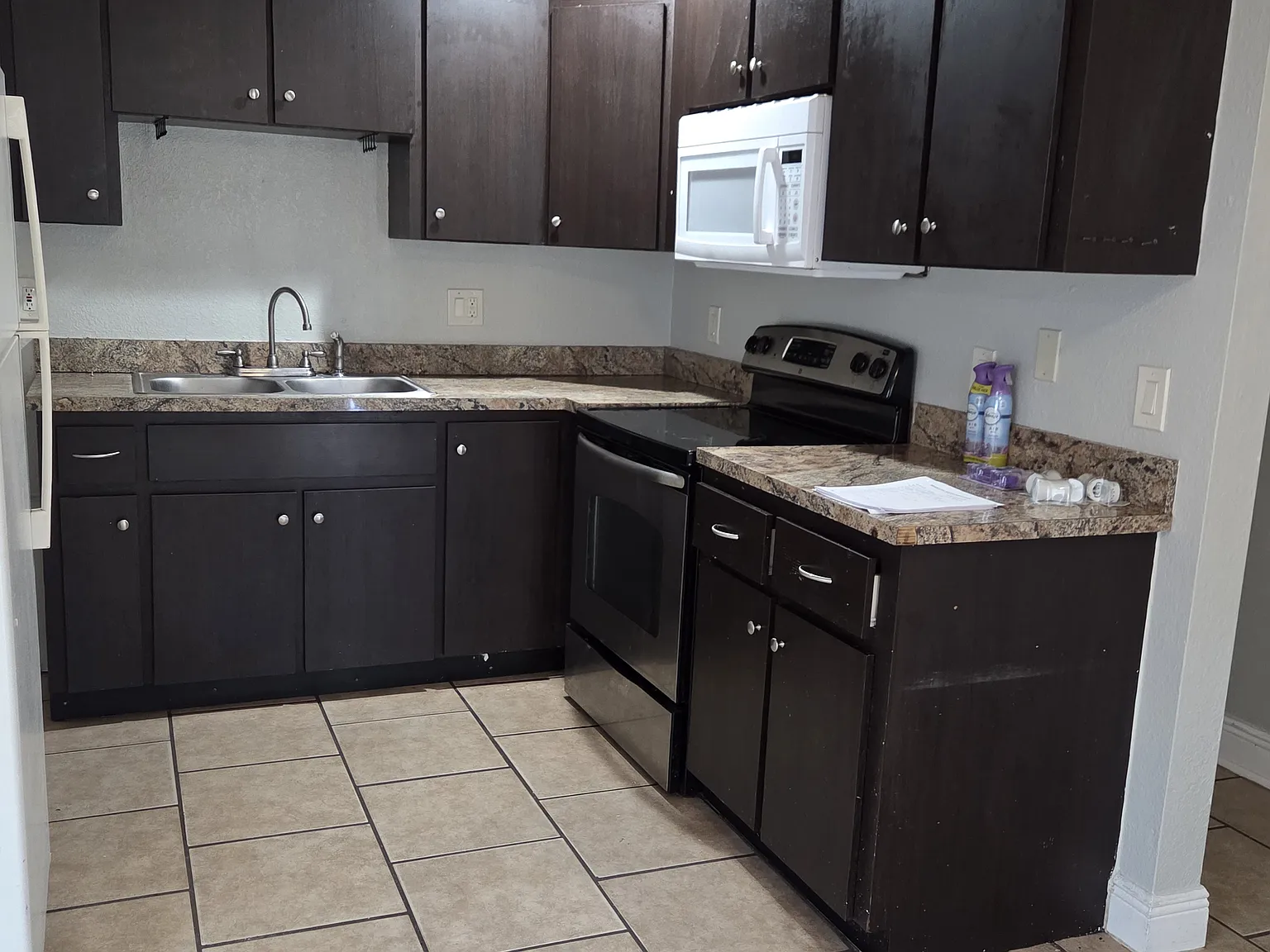 2 bed, 750 sqft, $1,500 — Photo 3