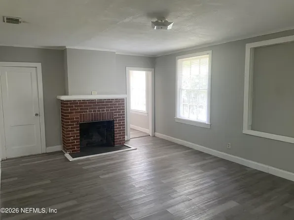 2854 Wickwire St, Jacksonville, FL 32254