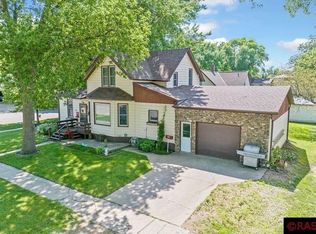309 N Nicollet St, Blue Earth, MN 56013