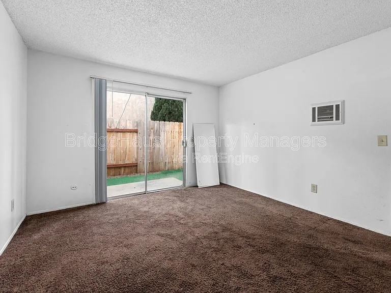 449 S Mollison Ave #3 — Photo 16