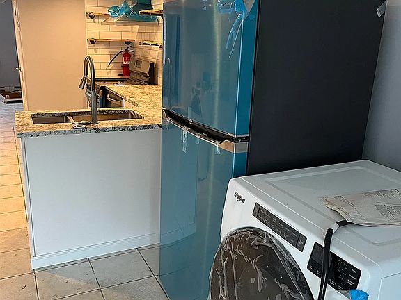 5th image of 81 Wales Ave APT A