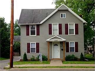 2nd image of 234 Broad St