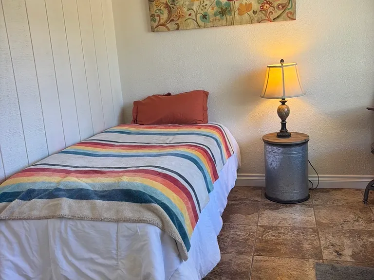315 Osborne St #9 — Photo 19