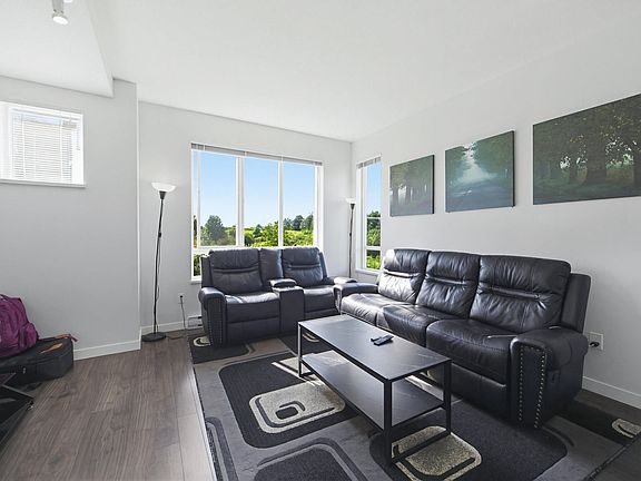 3rd image of 30930 Westridge Pl #83