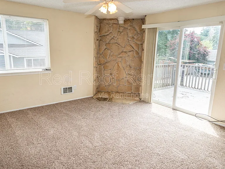 9620 Maple Ave SW — Photo 27