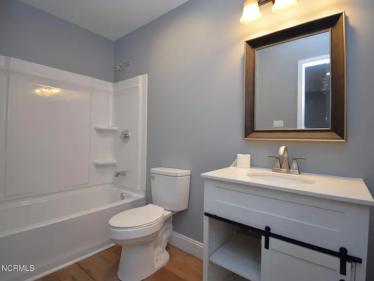 3310 Parkway Ct #B — Photo 11