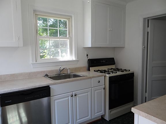 5th image of 1220 N Powhatan St