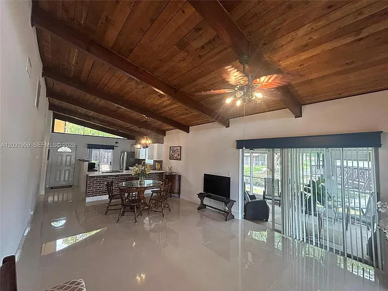 322 Briarwood Cir #1-17 — Photo 17