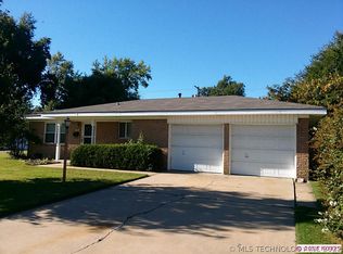 11912 E 2nd St, Tulsa, OK 74128