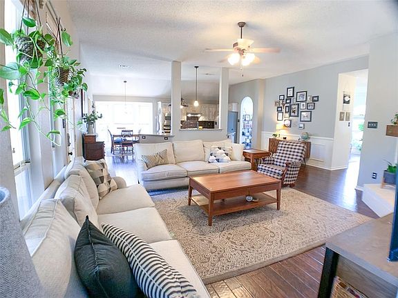 5th image of 4818 Highlands Dr