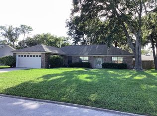 1656 Flintlock Ct, Jacksonville, FL 32225