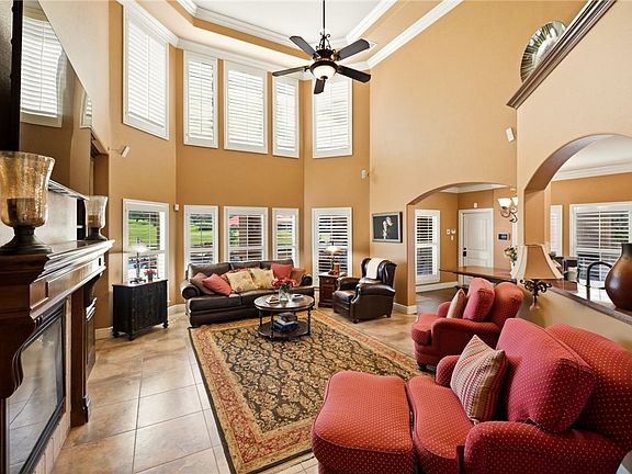 4th image of 14605 Spring Creek Cir